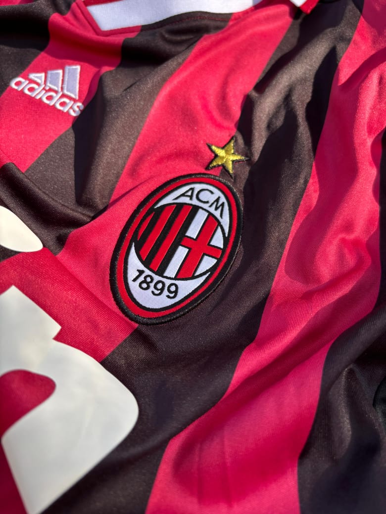 AC Milan Home Retrô 2009 - Ronaldinho #80